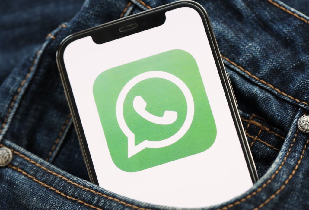 WhatsApp's Screenshot Lock: A Step Towards Enhanced Privacy and Security